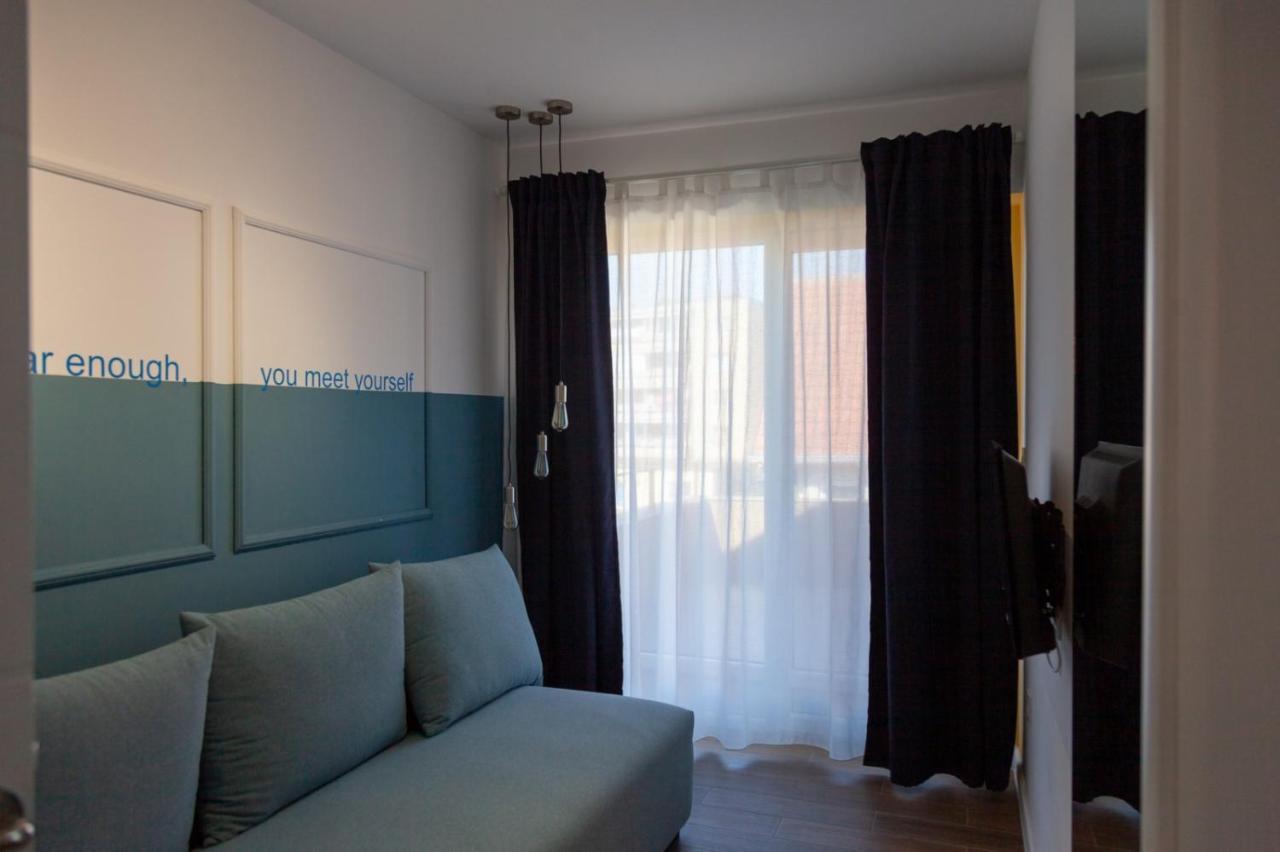 Moms House Hotel โกลูบาค ภายนอก รูปภาพ