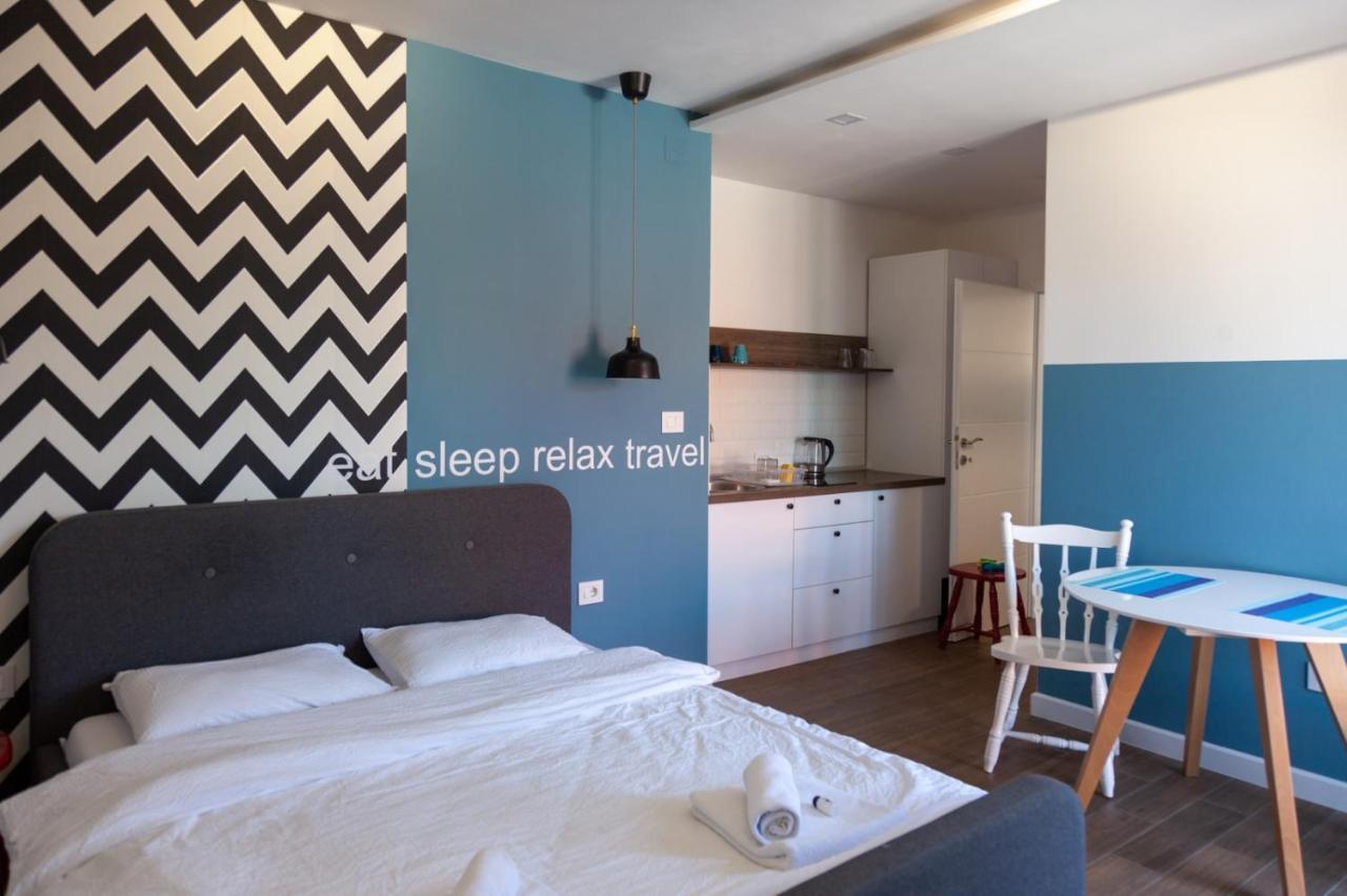 Moms House Hotel โกลูบาค ภายนอก รูปภาพ