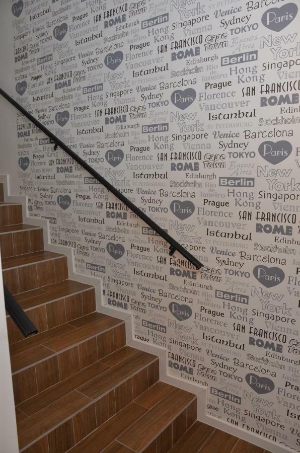 Moms House Hotel โกลูบาค ภายนอก รูปภาพ